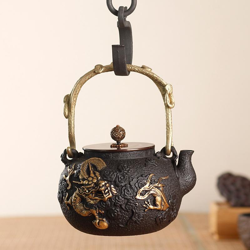 إبريق شاي من الحديد الزهر سعة  - مراجعة Cast Iron Tetsubin وسعره